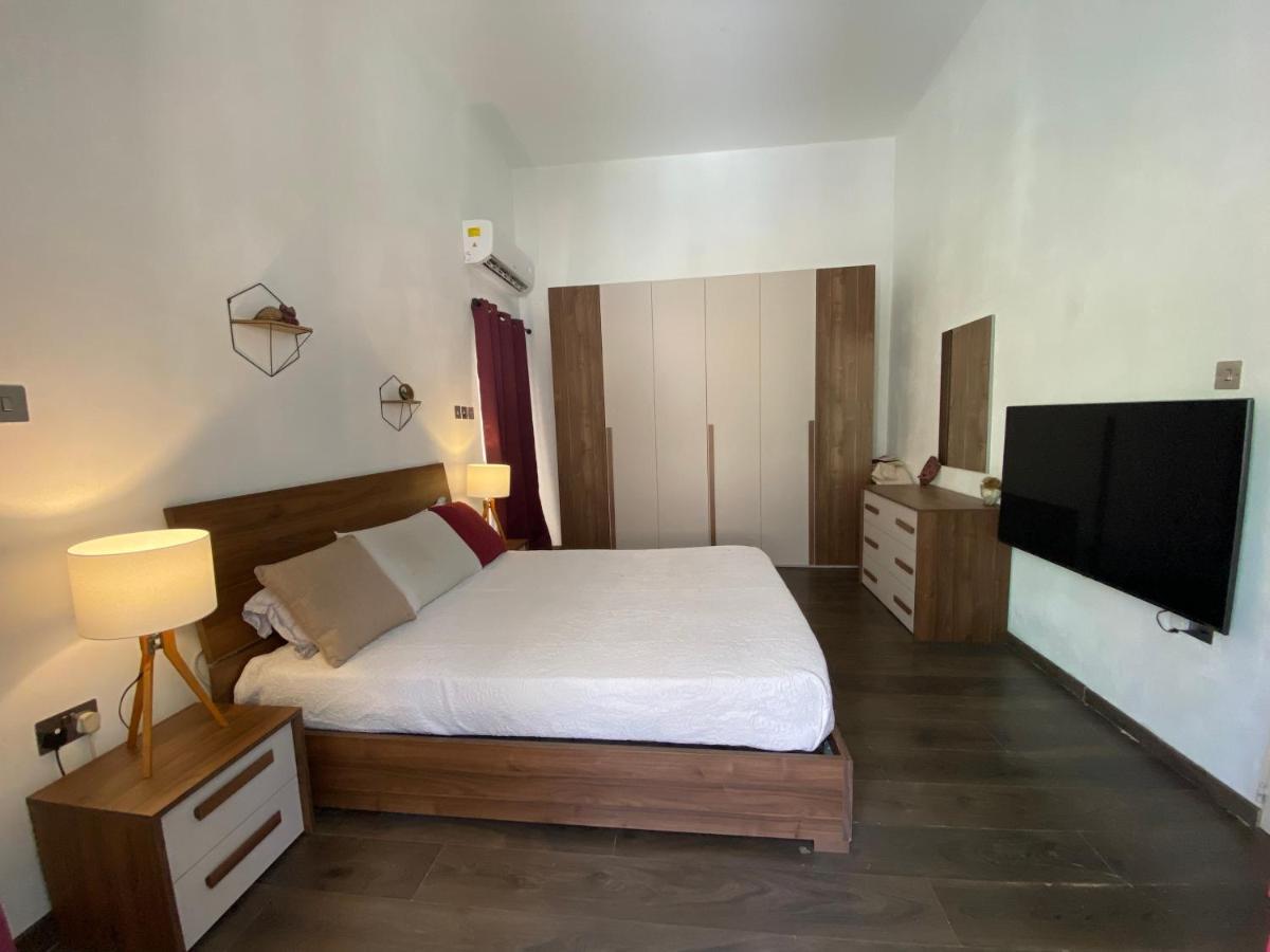 Blue Waters Town House Appartamento Tarxien Esterno foto