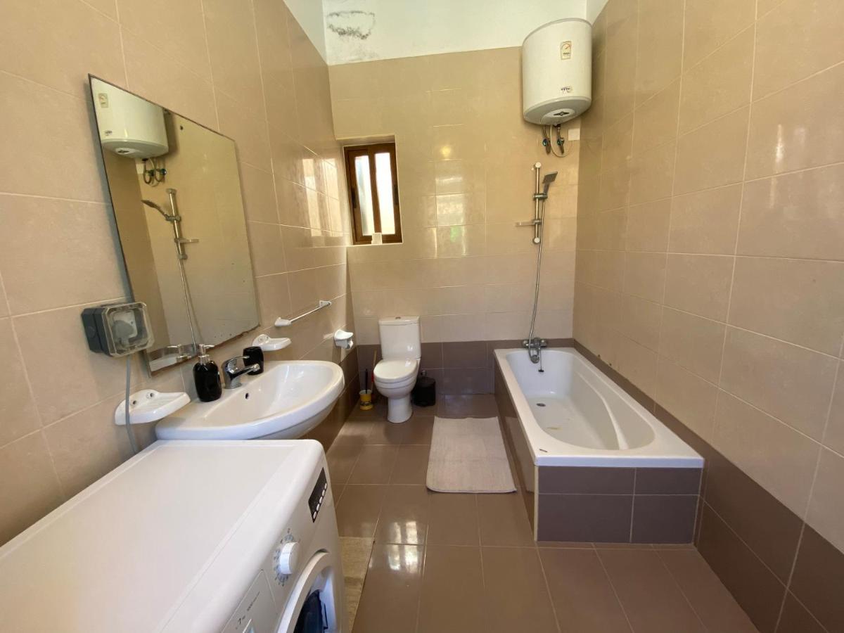 Blue Waters Town House Appartamento Tarxien Esterno foto